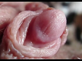 Huge clitoris rubbing and jerking trail