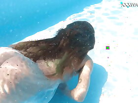 Ivi Rein has a natural ability to spend epoch underwater