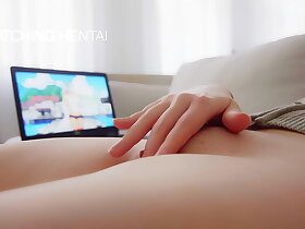 Cuming and SQUIRTING while watching HENTAI on my laptop - Closeup